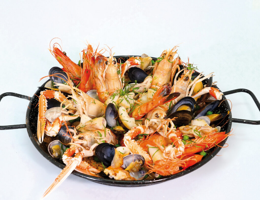 La meilleure Paella aux fruits de mer  au GIRELIER