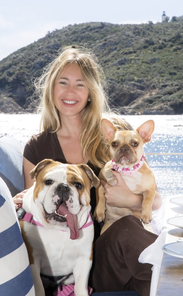 Uguette & Simone, Les reines de la plage de Bonne Terrasse